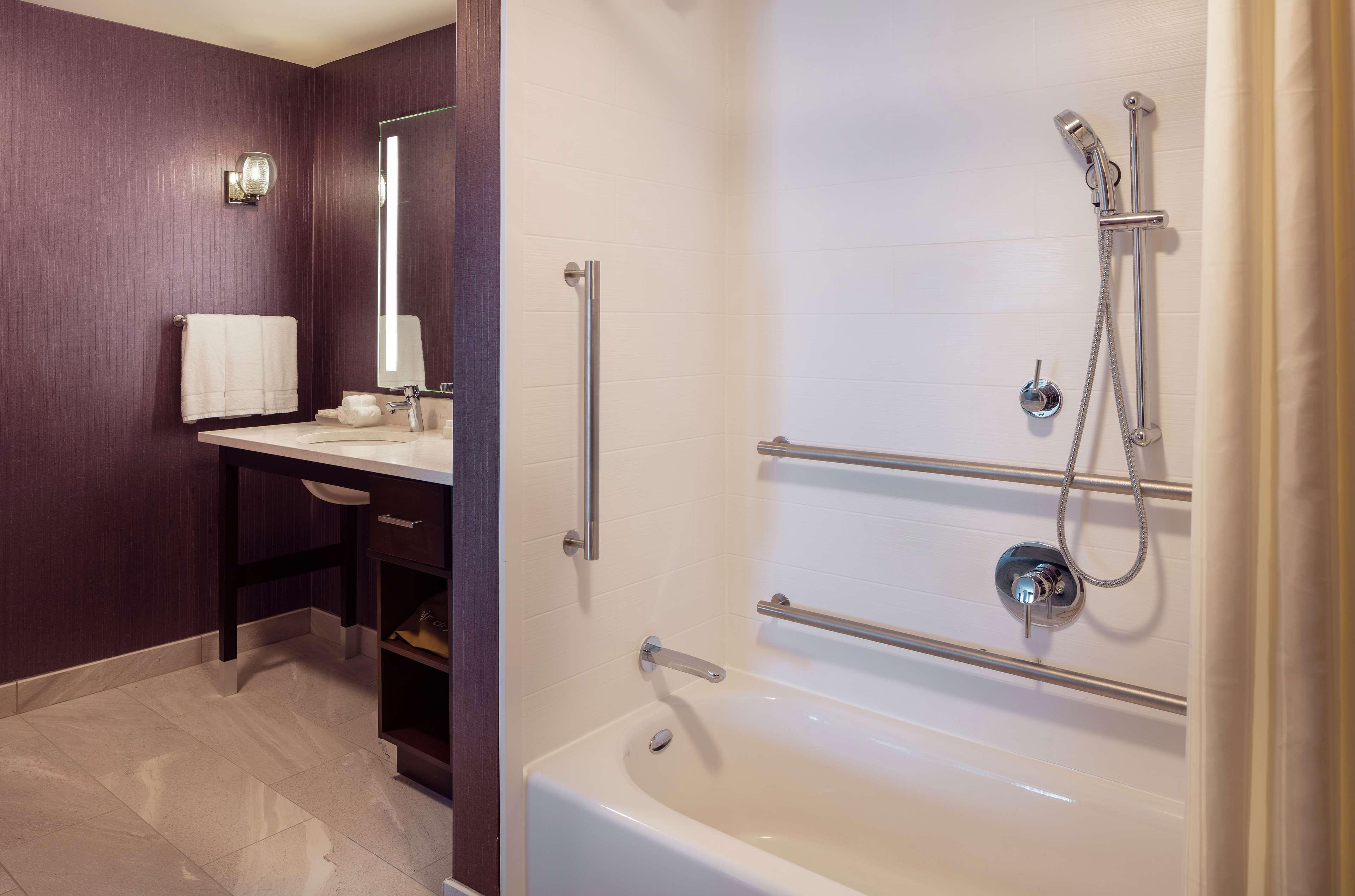 Hotel Homewood By Hilton Boston Needham