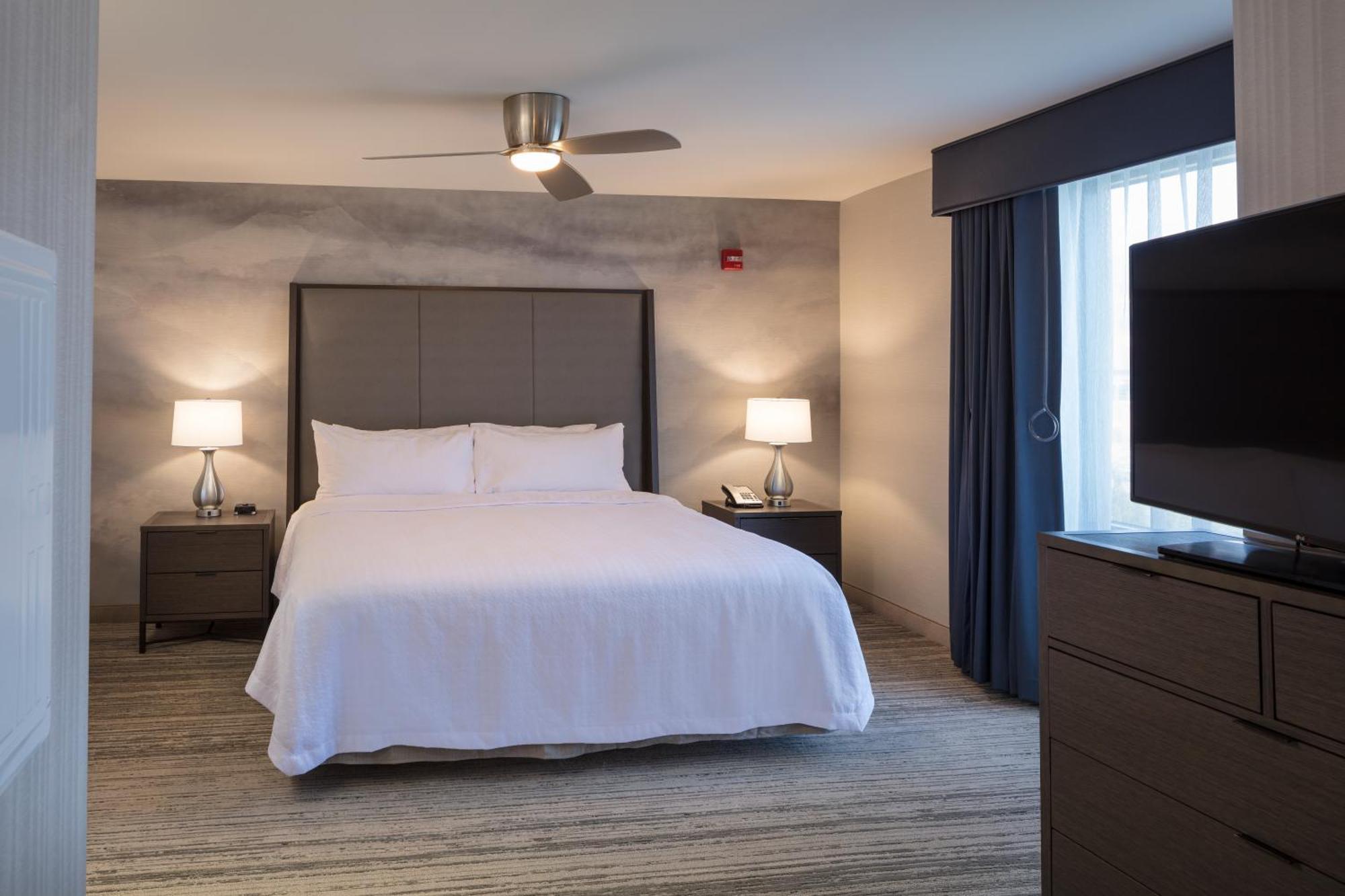 Hotel Homewood By Hilton Boston Needham